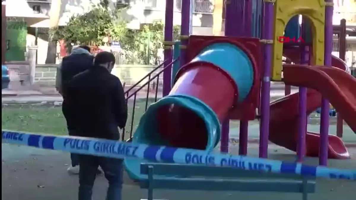 Antalya'da Aileler Arasında Çocuk Parkında Silahlı Kavga: 4 Yaralı, 2 Tutuklama