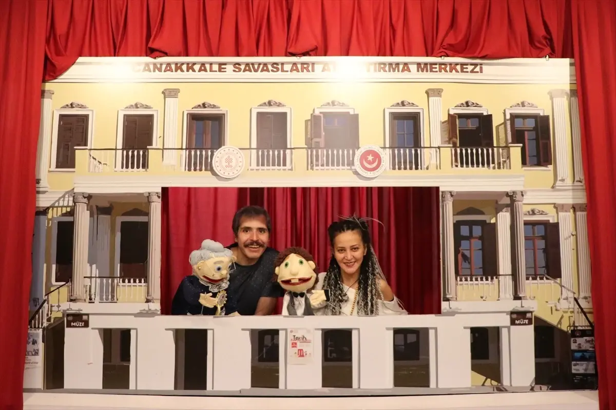 Çocuklar Çanakkale Savaşları'nı Kukla Gösterisiyle Öğreniyor