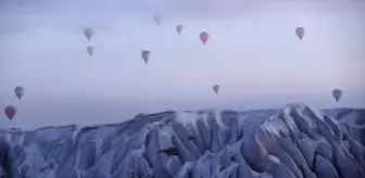 Kapadokya'da Sıcak Hava Balon Turları Yeniden Başladı