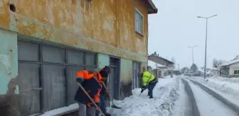 Sivas Ulaş'ta Kar Temizleme Çalışmaları Başladı