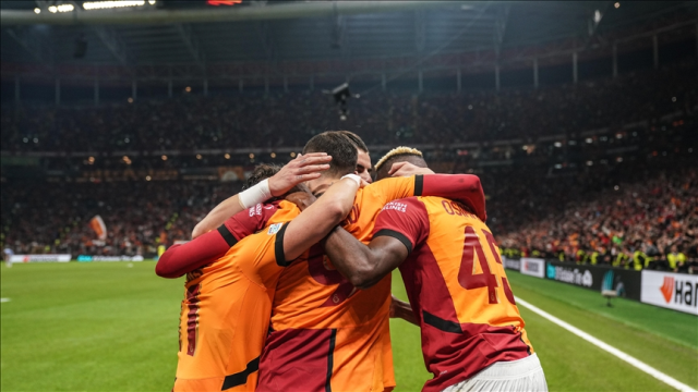 AZ Alkmaar Galatasaray 11'i! Galatasaray'ın AZ Alkmaar maçı 11'i belli oldu mu, ilk 11'de kimler var?
