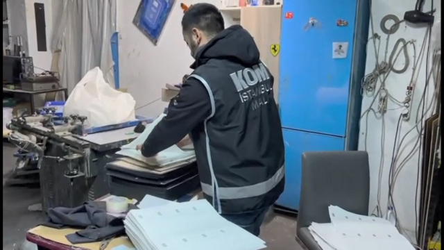 Raids on 2 separate addresses in Istanbul: 3 million 600 thousand counterfeit euros seized