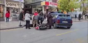 Denizli'de Motosiklet ve Otomobil Çarpıştı: 1 Yaralı