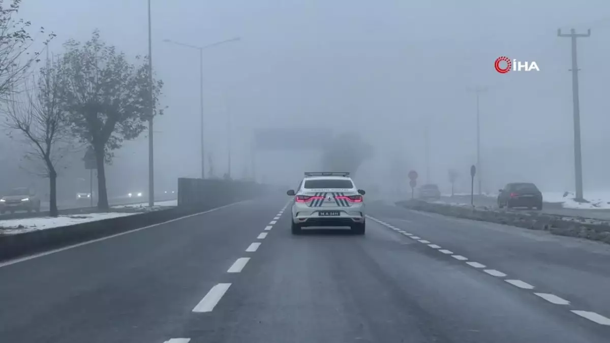 Bolu'da Sis Etkisi: Görüş Mesafesi 30 Metreye Düştü