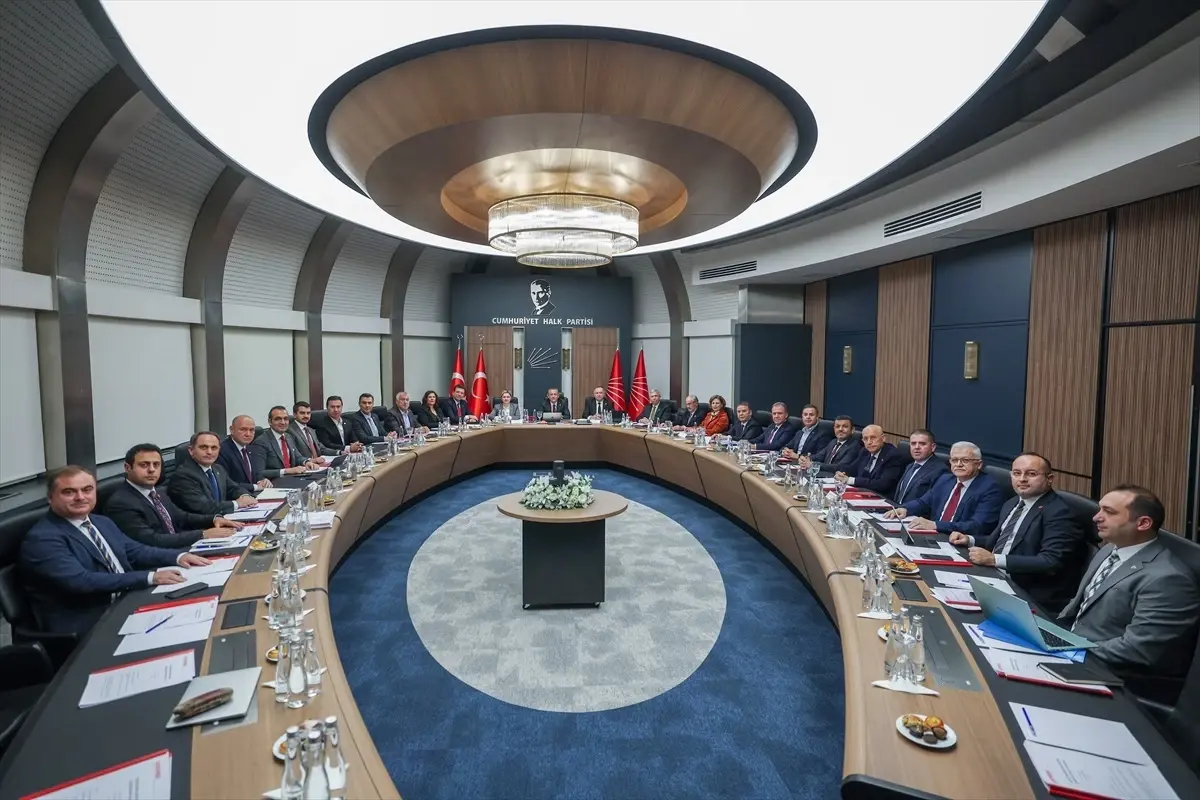 CHP Genel Başkanı Özel, SODEMBEK toplantısına başkanlık etti