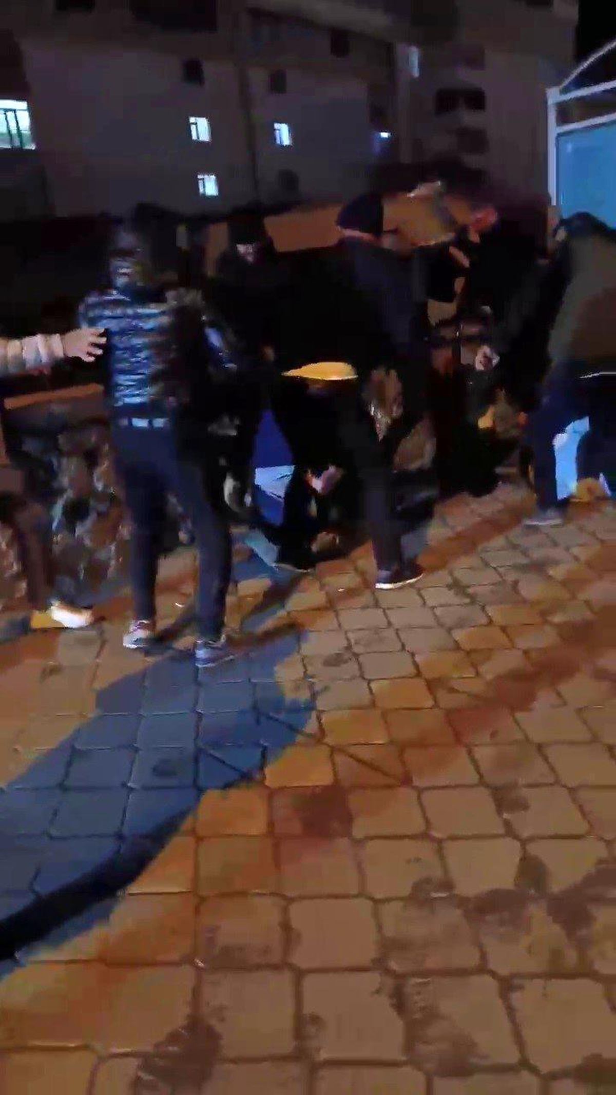 Ağrı'da dolmuş ihalesi yüzünden taşlı sopalı kavga: 1 ağır yaralı