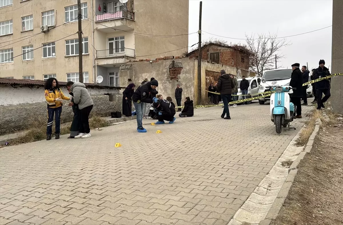 Husumet Yüzünden Tabancayla Vurulan Kişi Hayatını Kaybetti