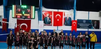 Vize'de Okullar Arası Voleybol Turnuvası Sona Erdi