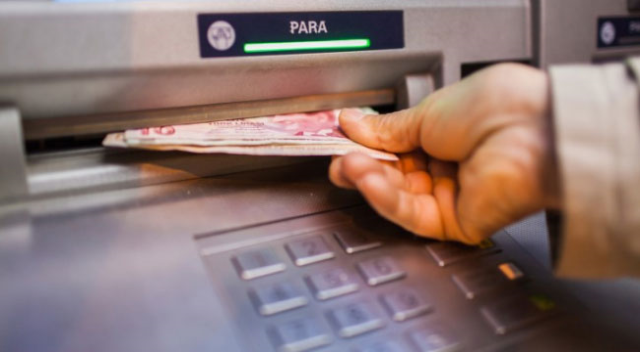 Measures Against Counterfeit Dollars Are Increasing: ATMs Are Being Updated