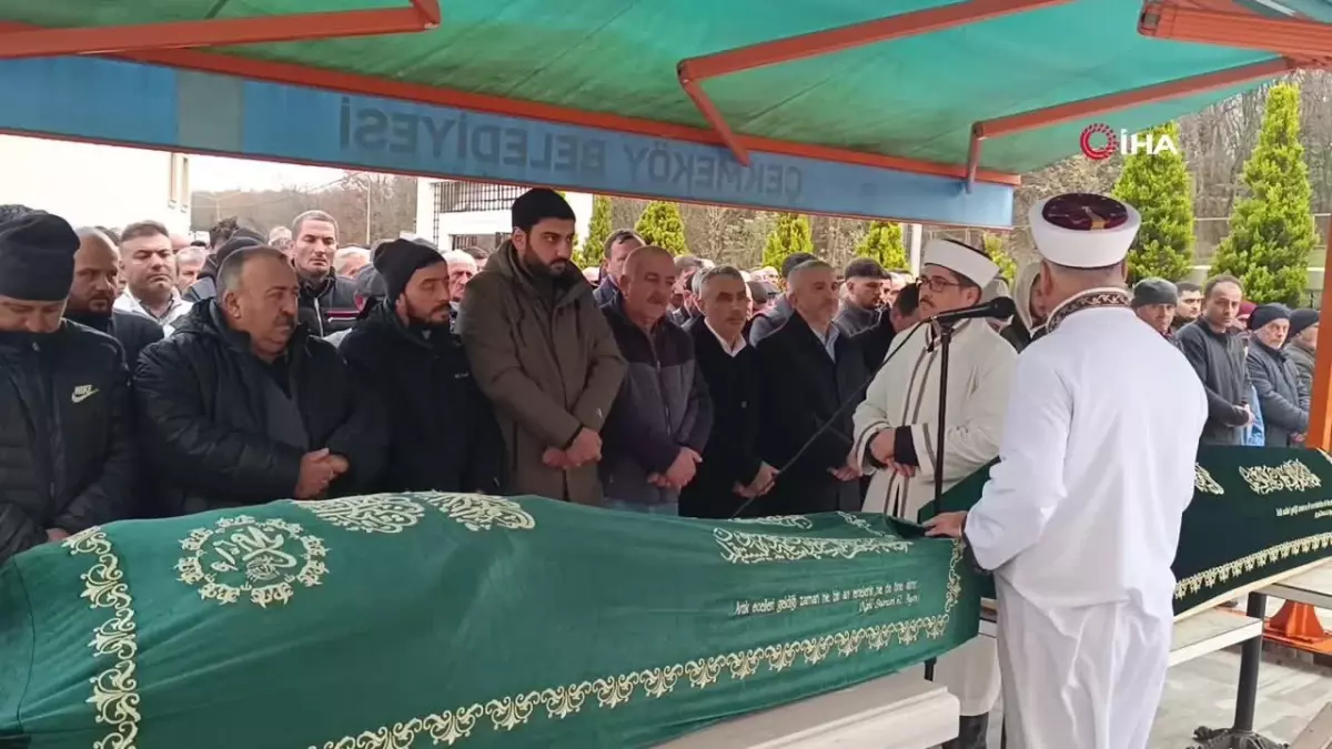 Baba ve Oğlu Silahlı Saldırıda Öldürüldü, Cenazeleri Defnedildi