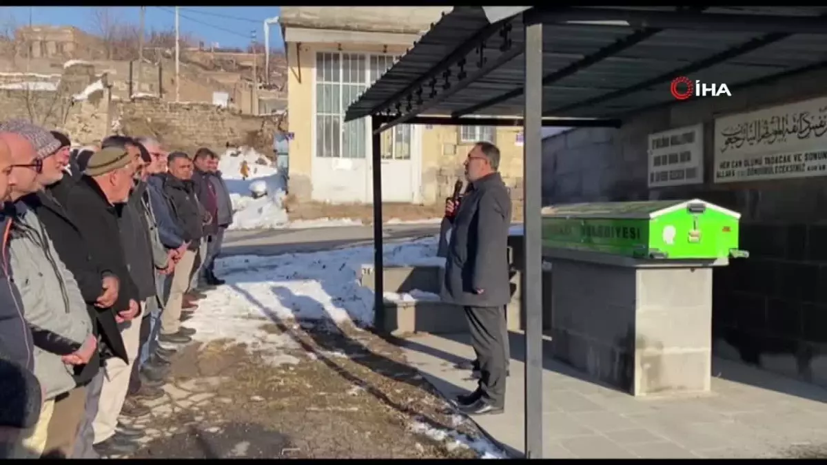Fabrika Yangınında Hayatını Kaybeden İşçi Son Yolculuğuna Uğurlandı
