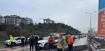 Maltepe'de Midibüs Kazasında Sürücü Hayatını Kaybetti, 7 Yaralı