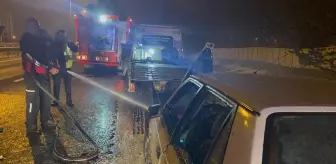 Çankırı'da Seyir Halindeki Otomobilde Yangın Çıktı