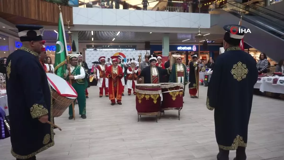 Edirne'de özel öğrencilerden mehteran gösterisi