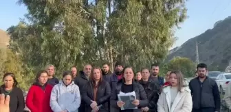 Hatay Samandağ Çöğürlü Mahallesi Sakinleri, 'durdurma Kararı' Verilen Taş Ocağının Faaliyetlerine Devam Etmesine Tepki Gösterdi