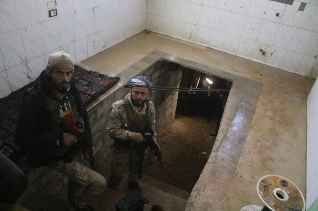 Tel Rıfat'ta PKK/YPG'li teröristlerin kullandığı tünel ele geçirildi