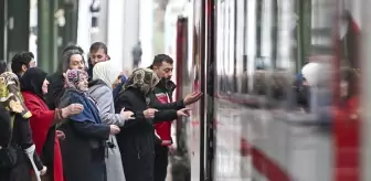 'Turistik Tuz Ekspresi Engelleri Kaldırmak İçin Sefere Çıkıyor Projesi' treni, Ankara'dan uğurlandı