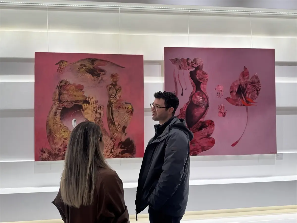 Ertuğrul Ateş'in 40. Yıl Sergisi Galeri Deniz'de Açıldı