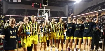 Fenerbahçe Opet Kadın Basketbol Takımı 29. Cumhurbaşkanlığı Kupası'nı Kazandı