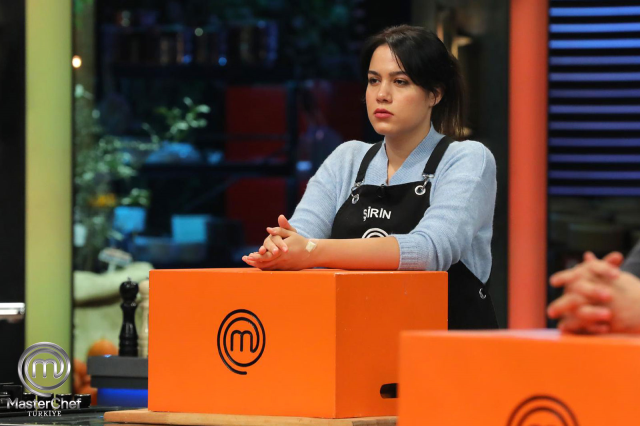 Masterchef dün akşam eleme adayı kim oldu? Masterchef'te dokunulmazlık oyununu hangi takım kazandı? Masterchef dün akşam eleme adayı kim oldu? Masterchef'te dokunulmazlık oyununu hangi takım kazandı?