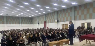 Hayati İnanç, Sarayönü'nde 'Aile ve Gençliğe Dair' Konferansı Verdi