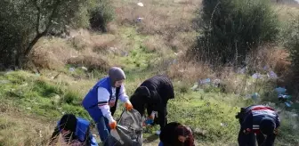 Aydın'da Gönüllüler Dünya Gönüllüler Günü'nde Çevre Temizliği Yaptı