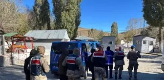 Erzurum'da Düzensiz Göçmen Operasyonu: 59 Yakalandı