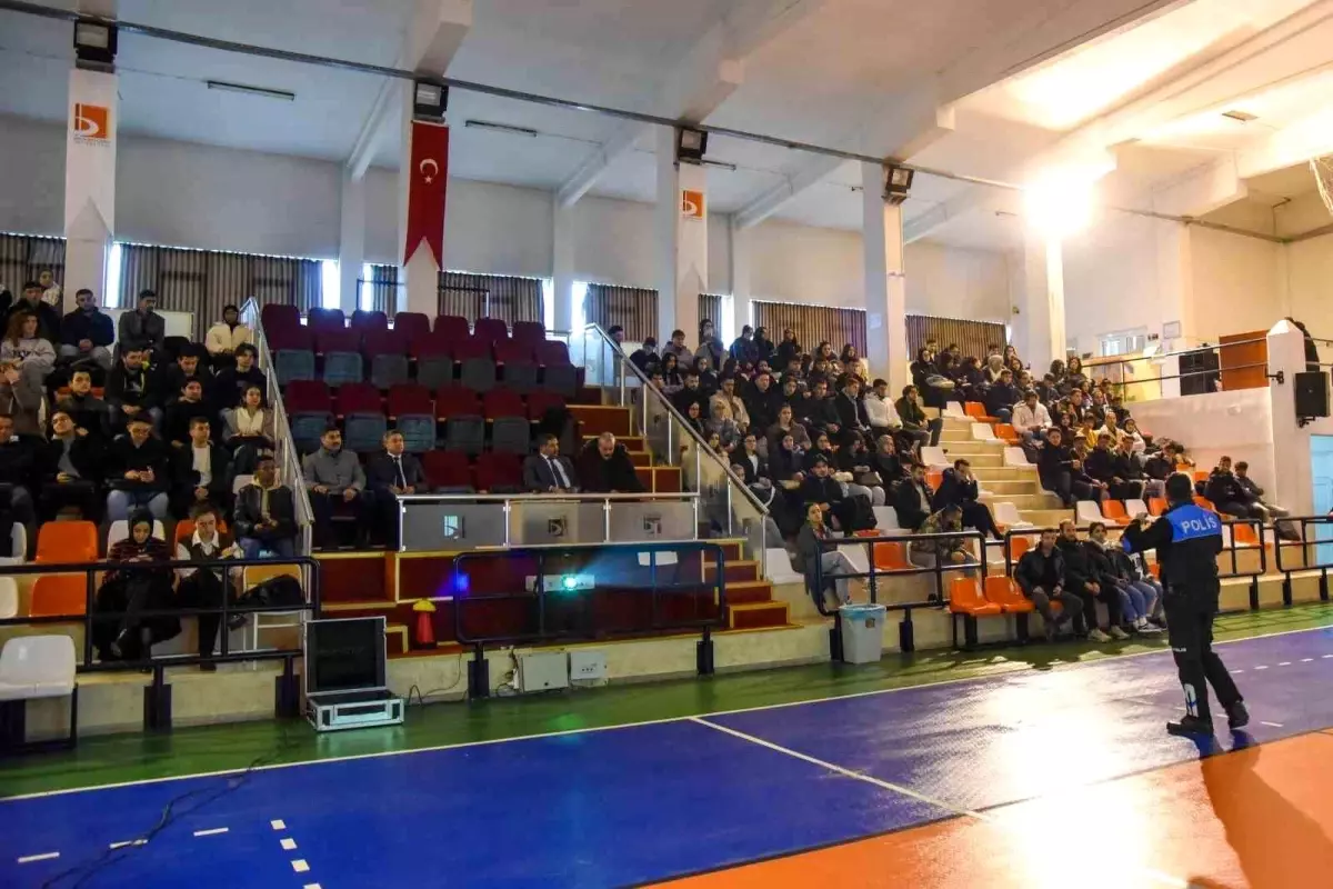 Bilecik'te 'Bağımlı Olma, Geleceğe Umut Ol' Eğitimi Gerçekleştirildi