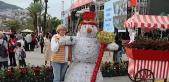 Alanya'da Uluslararası Yeni Yıl Pazarı Coşkusu