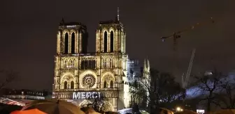 Notre Dame Katedrali Görkemli Bir Törenle Yeniden Açıldı