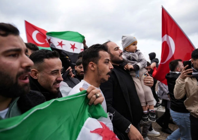 The End of Assad's Regime: Syrians Celebrated in Turkey