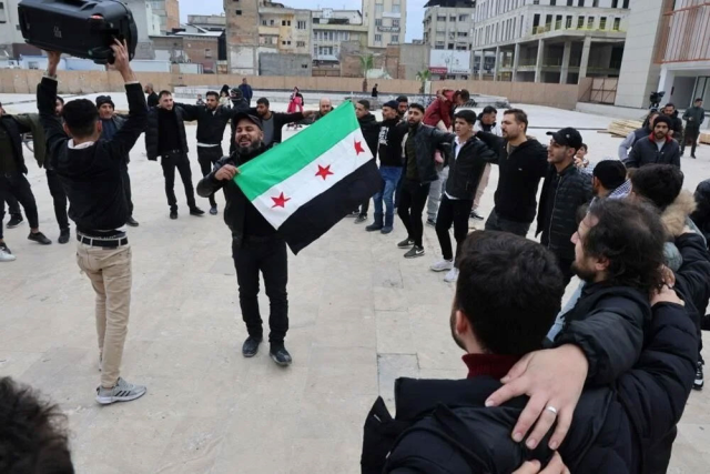 The End of Assad's Regime: Syrians Celebrated in Turkey