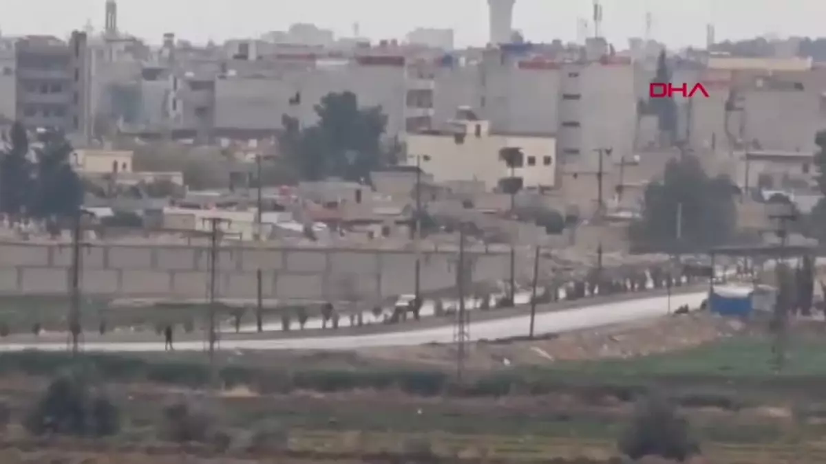 Suriye'den gelen mermiler Nusaybin'de 2 kişiyi yaraladı