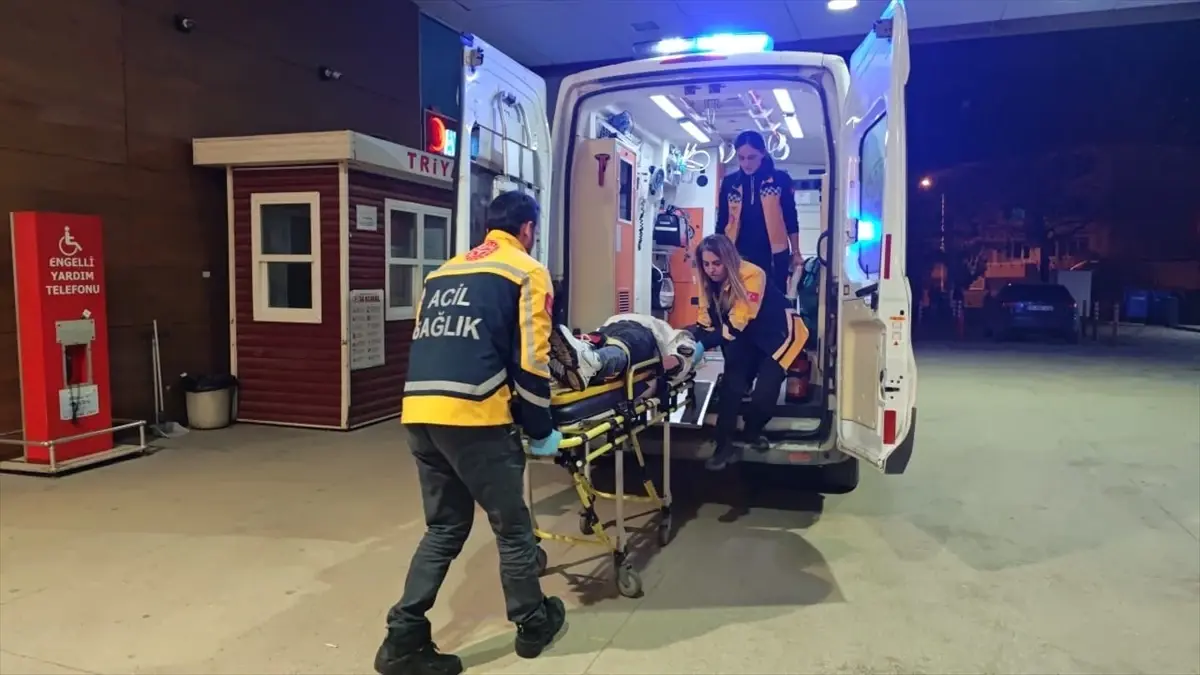 Bursa İnegöl'de Motosiklet Kazası: Sürücü Yaralandı