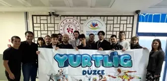 Düzce'de Gençler Arası Pool Bilardo Turnuvası Tamamlandı