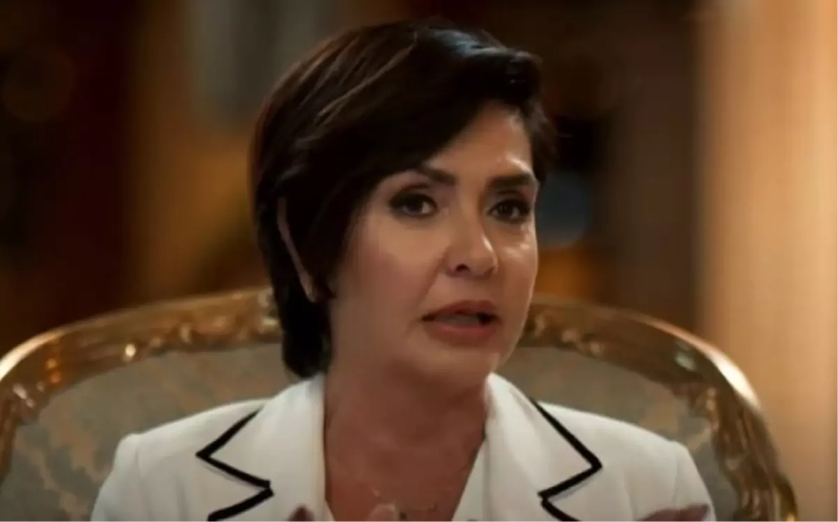 Kızıl Goncalar Özlem Gürses kimdir? Kızıl Goncalar sunucu kim?