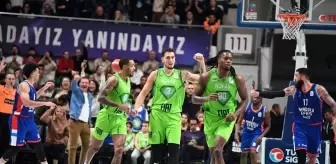 TOFAŞ Basketbol Takımı Namağlup Unvanını Koruyor