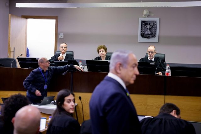 Netanyahu appeared before the judge