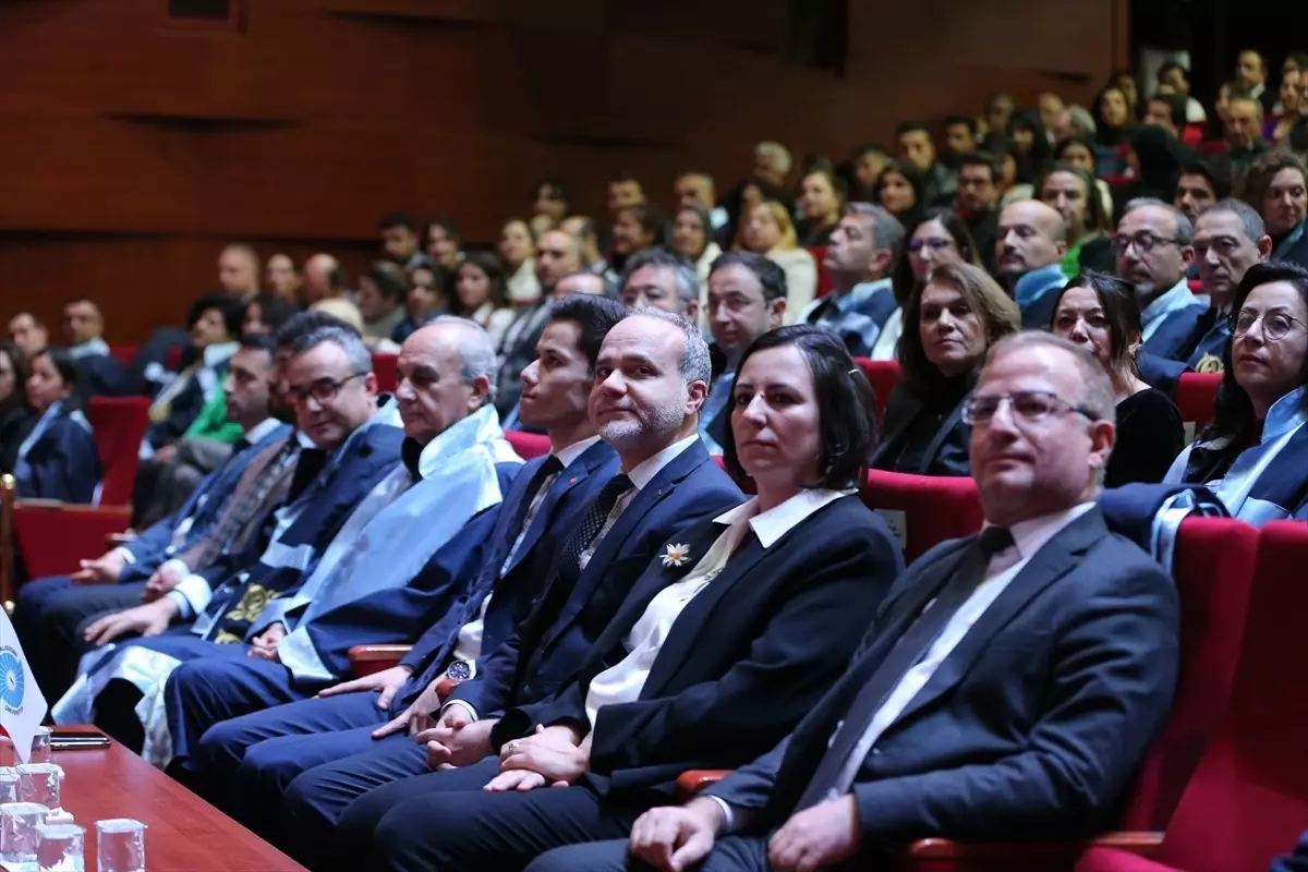 Niğde Ömer Halisdemir Üniversitesinde 2024 Ödülleri Töreni düzenlendi