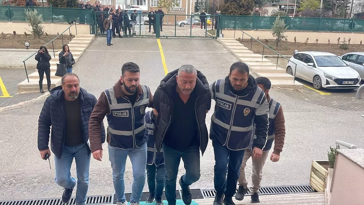 Tartışma kanlı bitti: Bir kişi öldü, bir kişi yaralandı
