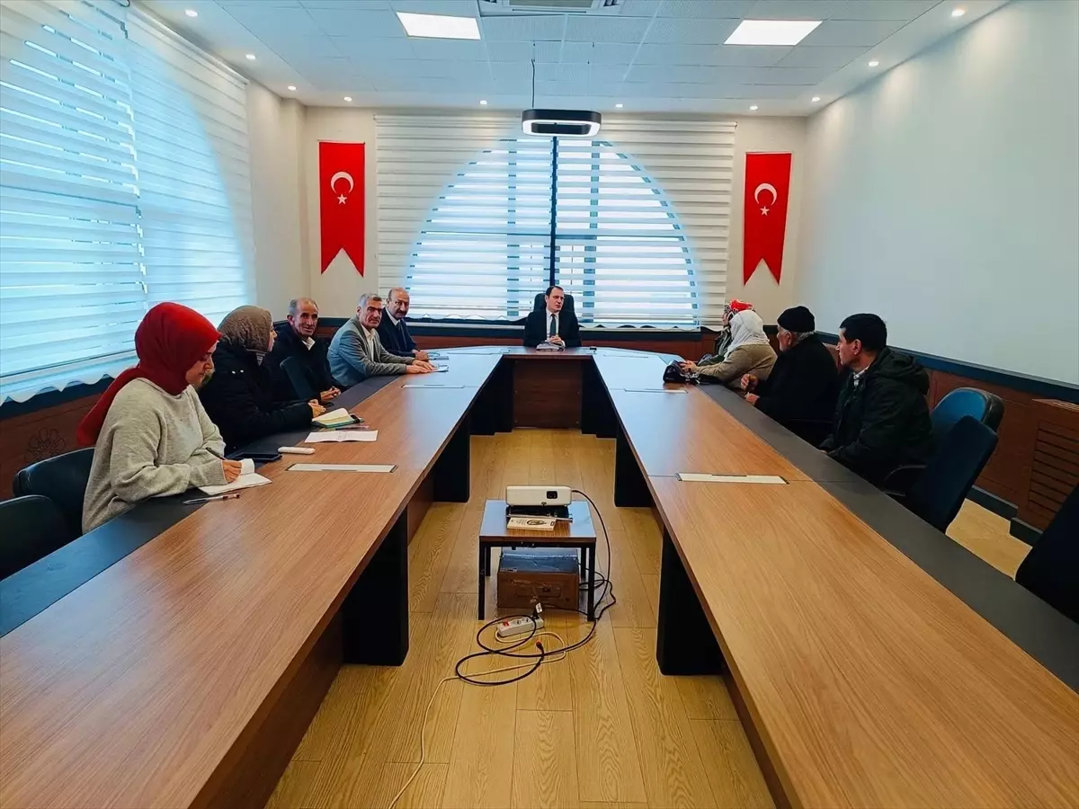 Baskil'de Halk Günü Toplantısı Gerçekleştirildi