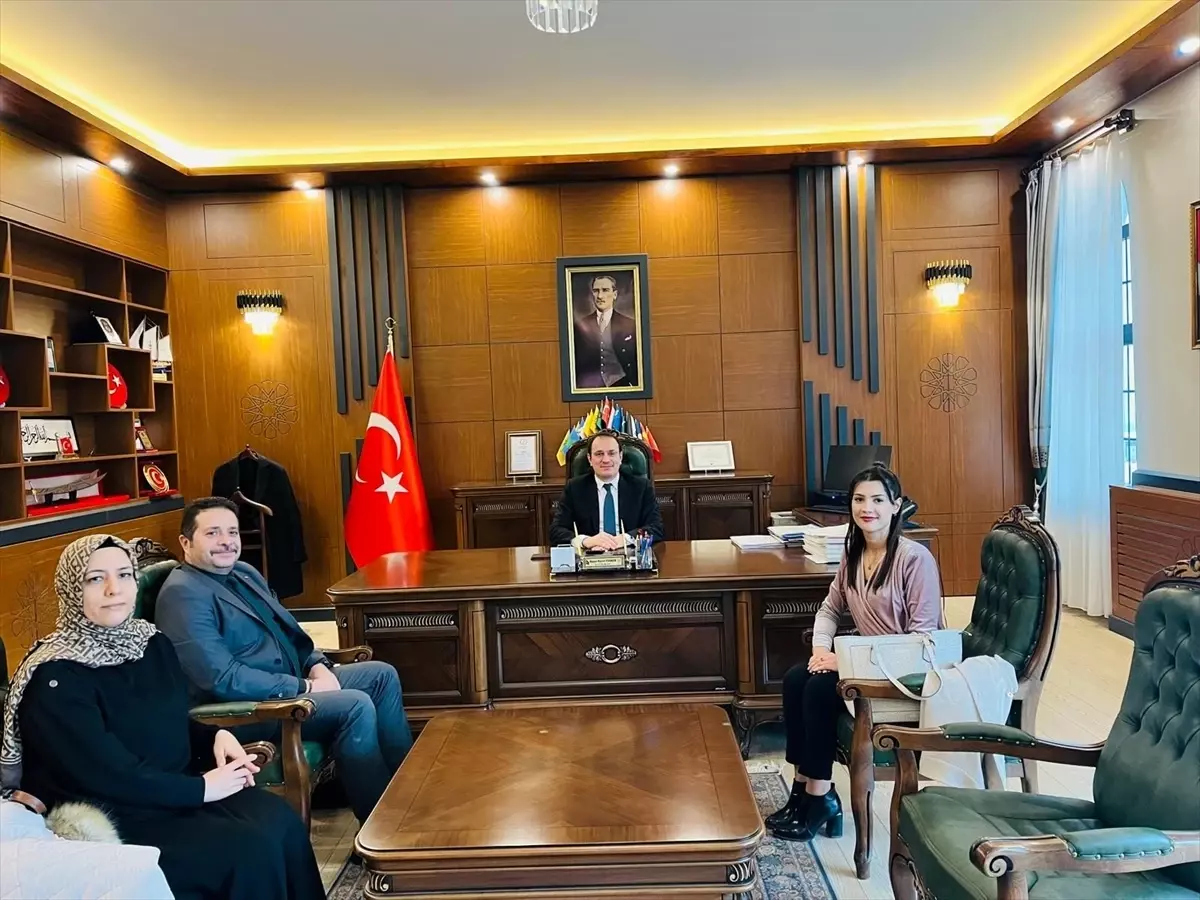 Baskil Kaymakamı Türker'i Doğal Gaz Şirketi Yetkilileri Ziyaret Etti