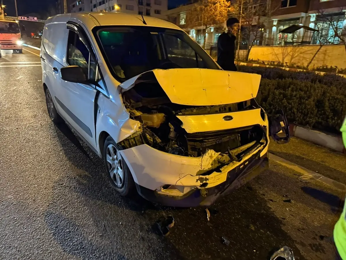 Bilecik'te Trafik Kazası: 1 Yaralı