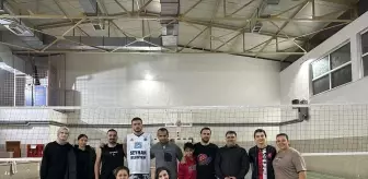 Çukurova Efes Spor Kulübü yetişkin voleybolu etkinlikleri düzenlemeye başladı