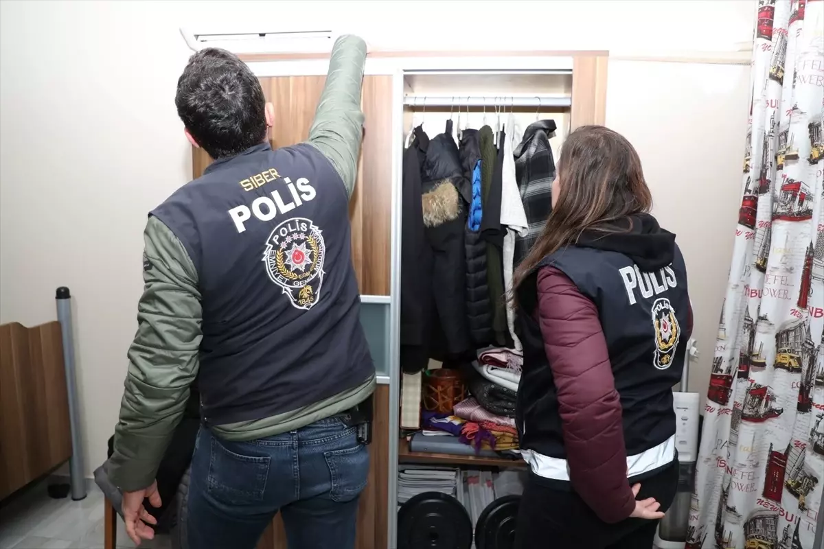 Mersin merkezli dolandırıcılık operasyonunda 15 kişi yakalandı