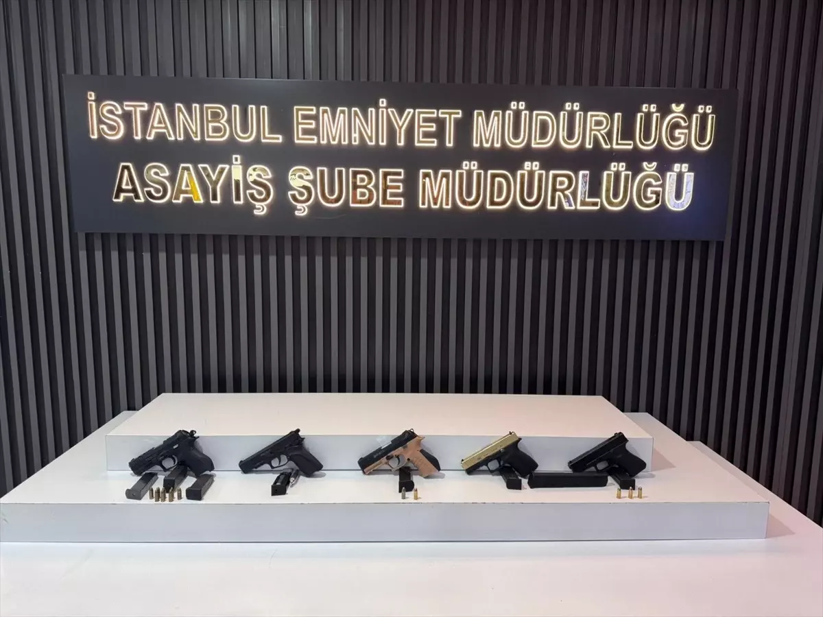 Fatih'te 1.165.000 Dolar ve 825.000 Lira Çalan 3 Şüpheli Gözaltında