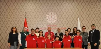 Kütahya'da TEKNOFEST 2024 Başarılı Öğrenciler Ödüllendirildi