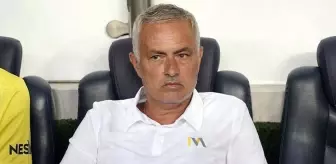 Mourinho'nun başı büyük dertte: Fenerbahçe'de sol bek kalmadı