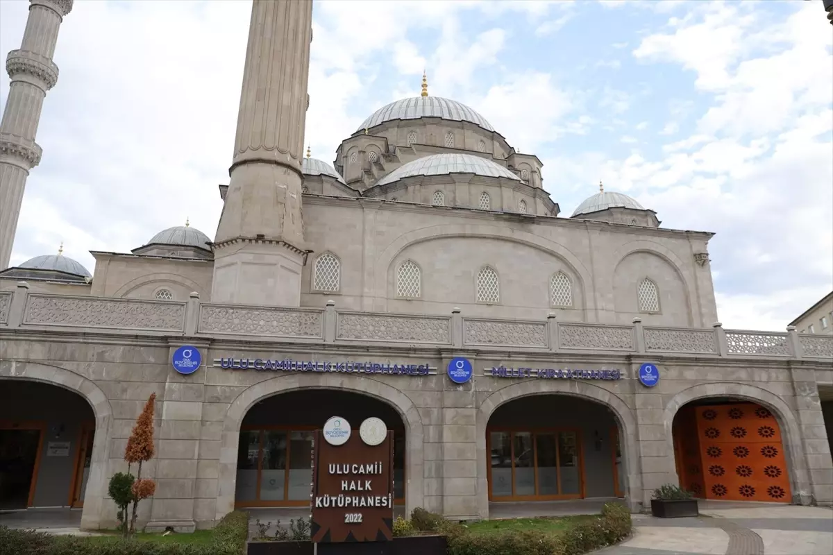 Ulu Cami Halk Kütüphanesi 78 Binden Fazla Kişiye Hizmet Verdi