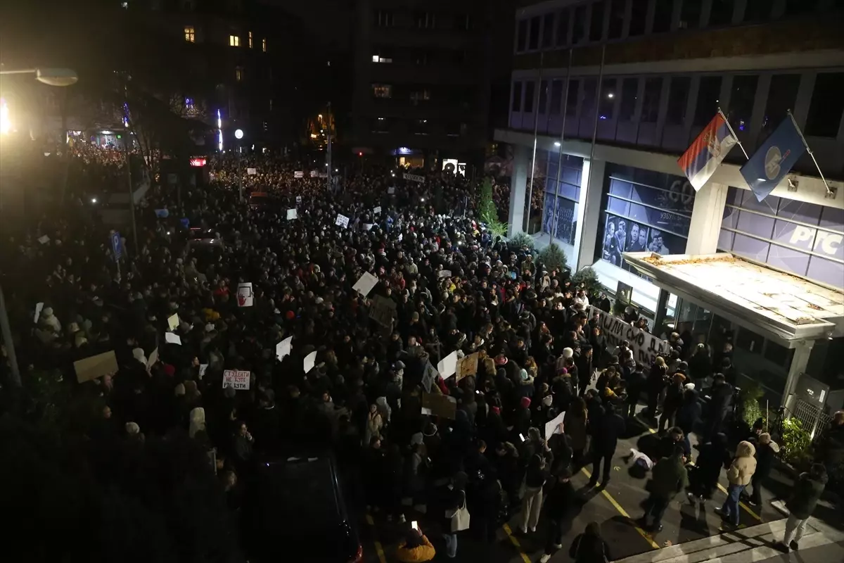 Novi Sad'daki Tren İstasyonu Kazası Sonrası Protestolar Devam Ediyor